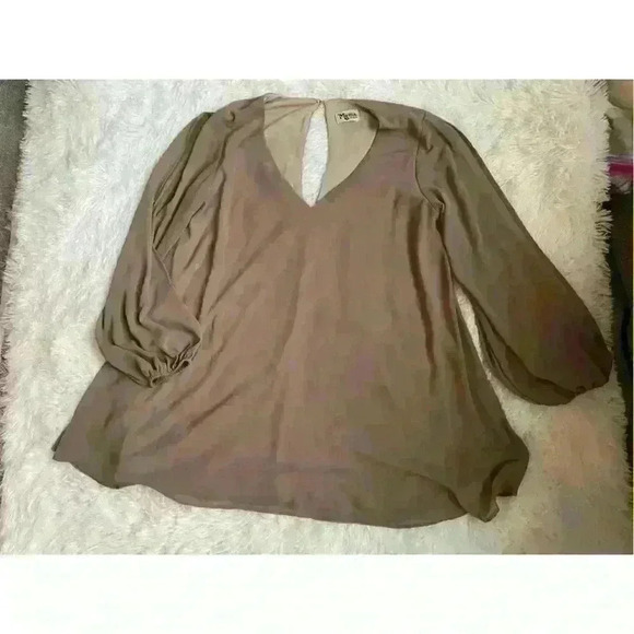 Show Me Your MuMu Dresses & Skirts - Show Me Your Mimi oversized tunic/dress. Size Medium.
